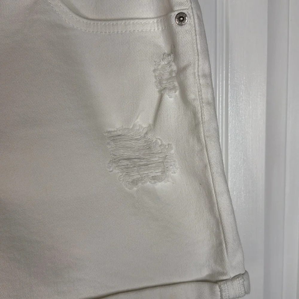 Levi's Mid Rise Mid Length Denim Shorts Women's Size 31 - Picture 5 of 13